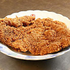 Gerai Ayam Goreng Gunting Pau food