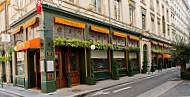 Brasserie Léon de Lyon outside