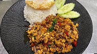 Le Banthai food
