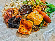 Eastern Vegetarian Food Dōng Fāng Sù Shí food