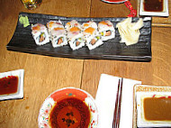 Gingi Sushi Sashimi food