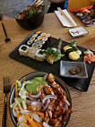 ManThei Sushi Bars food