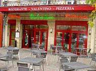 Pizzeria Valentino inside