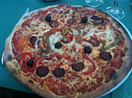 Resto-Pizza Don Camillo food