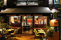 Il Caffe Di Napoli inside