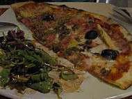 Pizzeria Claudio food