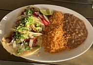 Armando's Tacos food