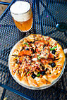 Grateful Head Pizza Oven And Beer Garden food