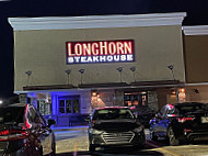 Longhorn Steakhouse Jacksonville Southside Blvd outside