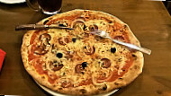 Pizzeria LaDolce Vita food