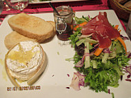 Brasserie LE GRILLON food