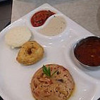 Delhi 6 Indian Cafe food