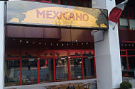 Mexicano outside
