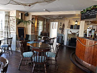 The Solent Inn inside