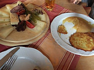 Berggaststätte Wallbergmoos food