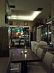 Sinnbild Café inside