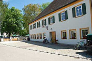 Schlenzgers Restaurant im Schlossbräustüberl Grünbach outside