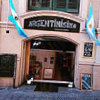 Argentinísimo El Salón de la Milanesa outside