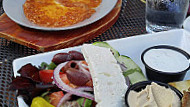 Yorgos Restaurant & Lounge food