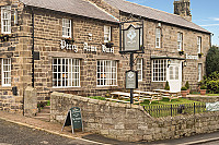 Percy Arms Hotel outside