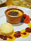Lauros Brasserie food