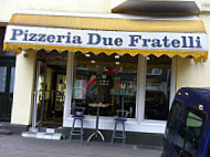 Pizza Taxi Due Fratelli outside
