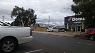 Domino’s Pizza Fyshwick outside