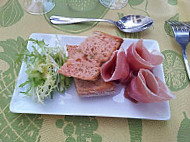Le Roussillon food