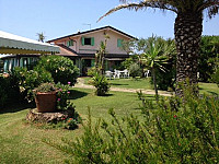 Bagno Fernando Marina Di Massa outside