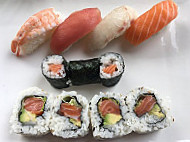 Yoi Sushi food
