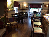 The Bricklayers Arms inside