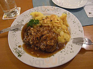 Hendlburg Esslingen food