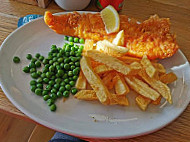 Ossie's Fish Chips food
