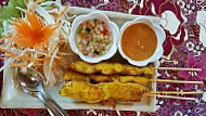 Laai Kanok food