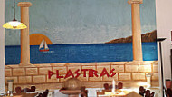 Restaurant Plastiras inside