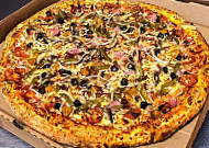 Mama Pazza's Pizzeria food
