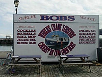 Bob's Seafood outside