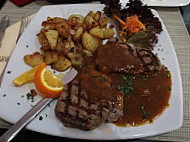 Artemis Palast Restaurant food
