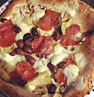 Pieza' Pizzeria food
