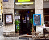 Ibiza Cafe Restaurant inside