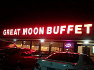 Great Moon Buffet outside