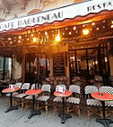 Cafe Ragueneau inside