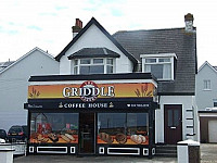 Griddle Bakery Coffee House outside