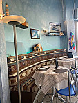 Charly Cafe Bistrot inside