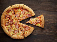 Pizza Warehouse Acienda Designer Outlet food
