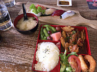 Umi Sushi & Udon food