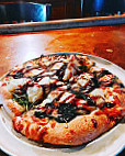 Pearl Street Pizzeria Pub Geist food