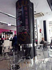 Café Cervecería Boulevard 45 inside