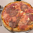 Pizzeria Brione food