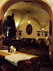Breuer's Restaurant u. Gutsausschank inside